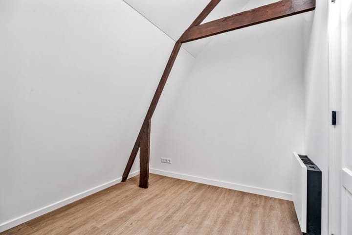 Photo 31 of Bloemendalsestraat 47-C