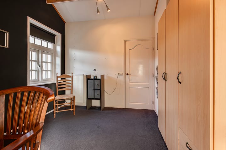 Photo 37 of De Heuvel 4