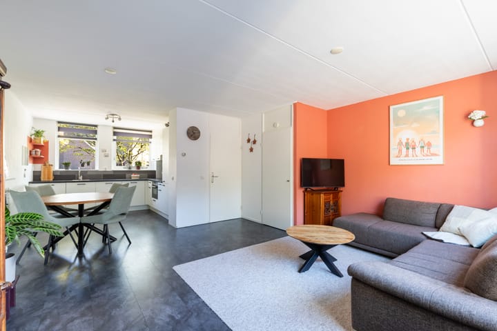 Foto 2 van Burgemeester Hoekstrastraat 12