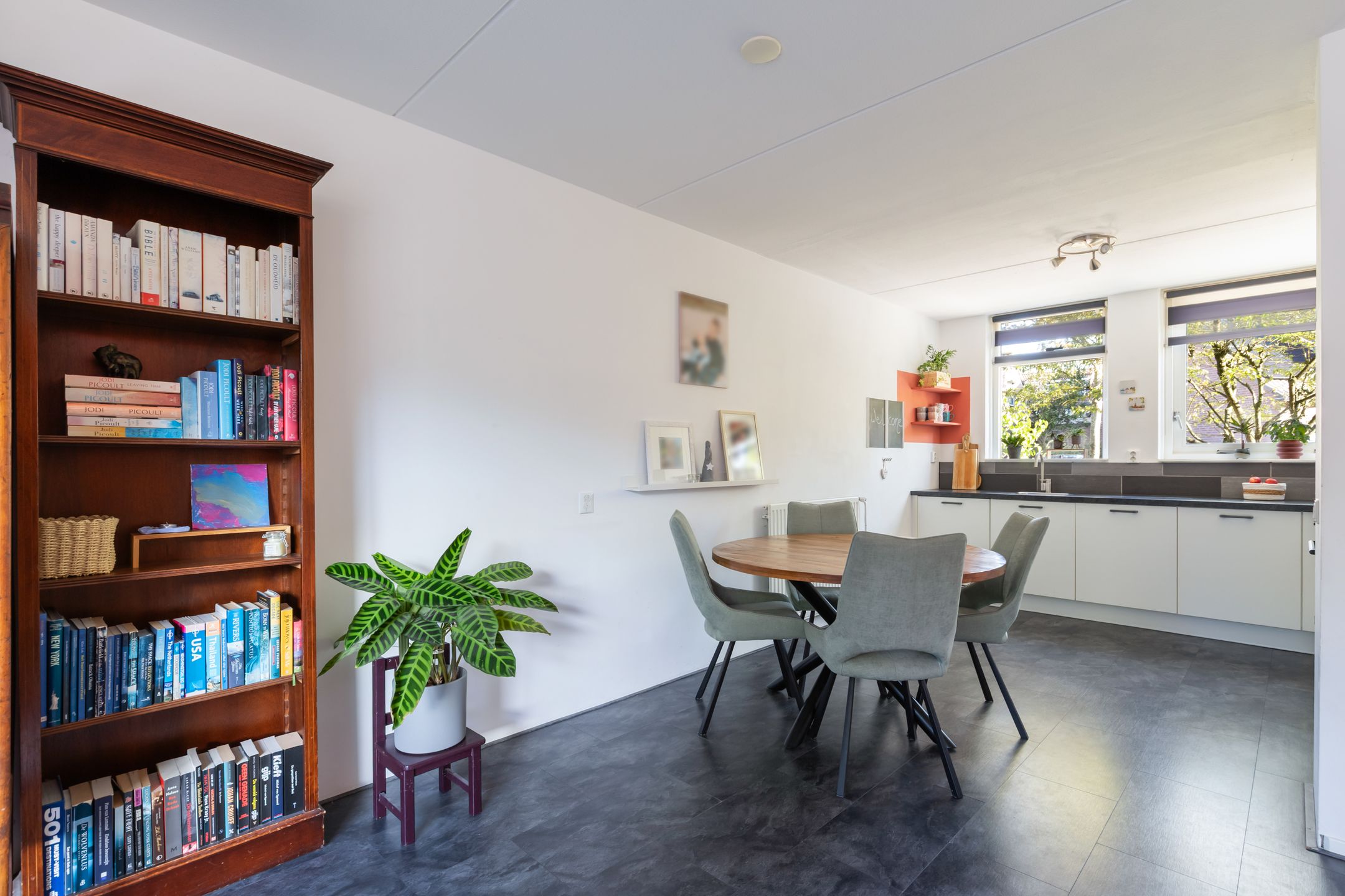 Foto 3 van Burgemeester Hoekstrastraat 12