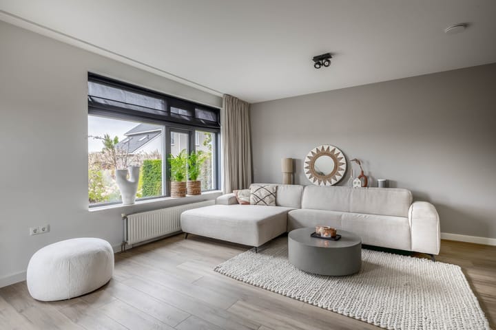 Photo 9 of Carbeel 2