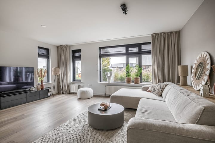 Photo 10 of Carbeel 2