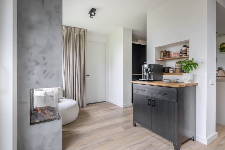 Photo 21 of Carbeel 2