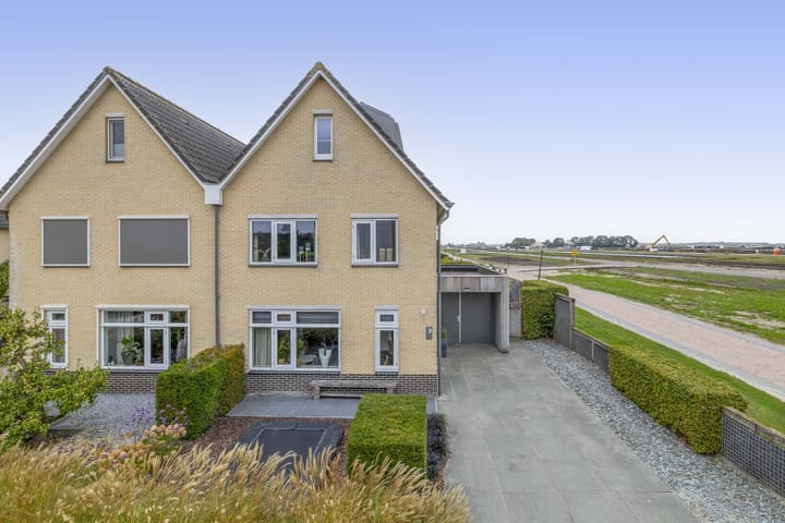 Photo 39 of Carbeel 2