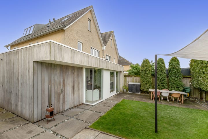 Photo 59 of Carbeel 2