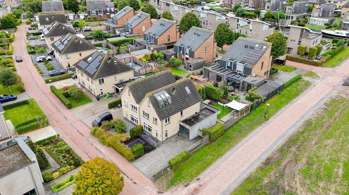 Photo 60 of Carbeel 2