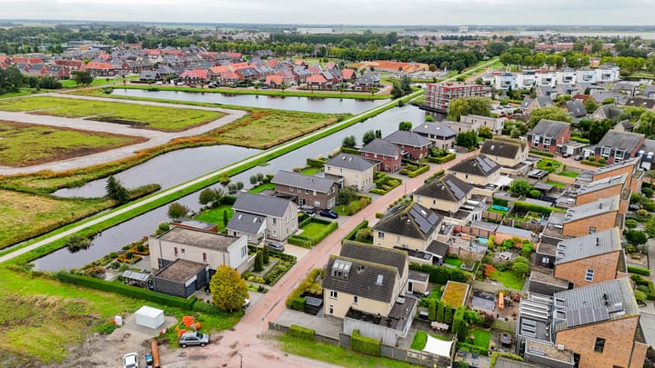 Photo 63 of Carbeel 2