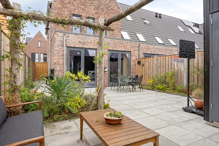 Photo 2 of Burgemeester Lemmensstraat 14