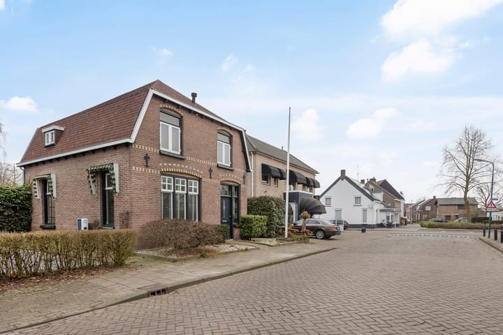 Foto 22 van Van Vroonhovenlaan 53