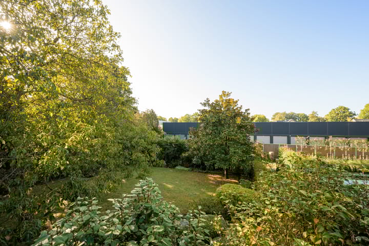 Photo 35 of Tilburgseweg 202-BIS