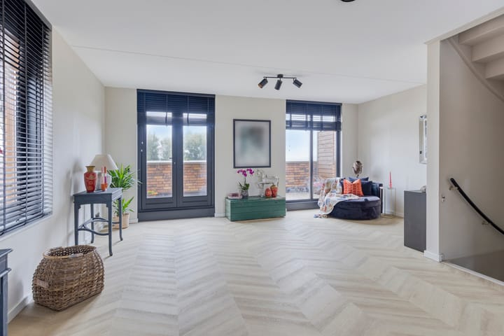 Foto 15 van Oeverhuyze 35