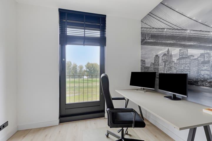 Foto 22 van Oeverhuyze 35