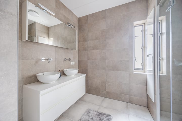 Photo 5 of Gentiaanstraat 17