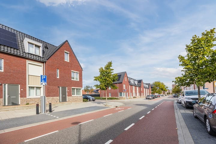 Photo 10 of Gentiaanstraat 17