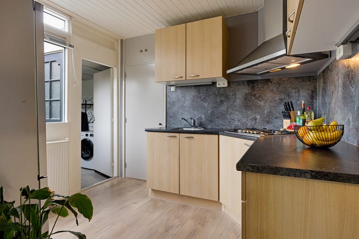 Foto 15 van van Hogendorpstraat 30