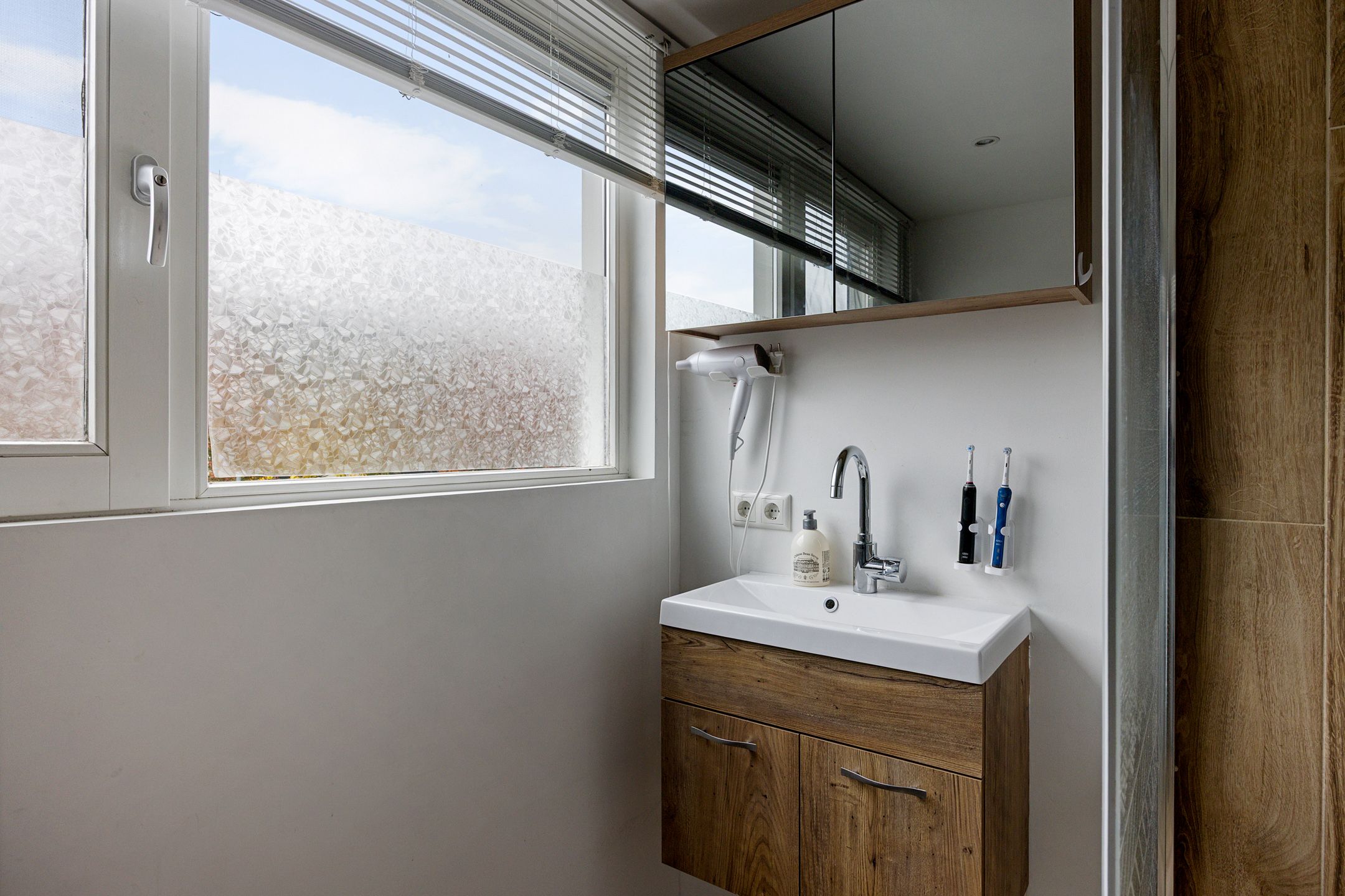 Foto 30 van van Hogendorpstraat 30