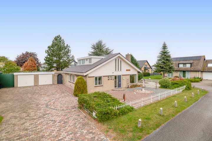 Photo 1 of Breezand 9