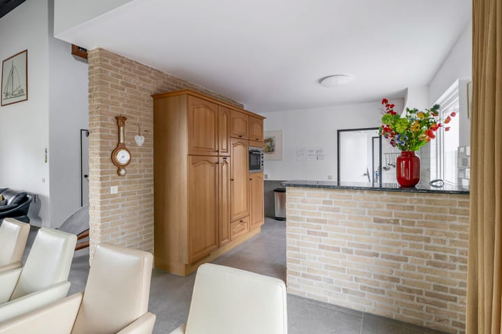 Photo 16 of Breezand 9