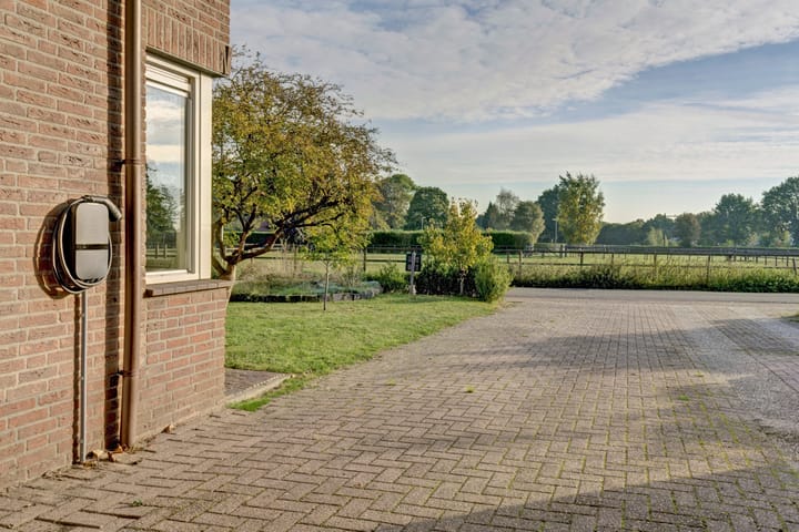 Foto 3 van Overweg 51