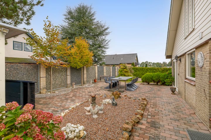 Photo 34 of Breezand 9