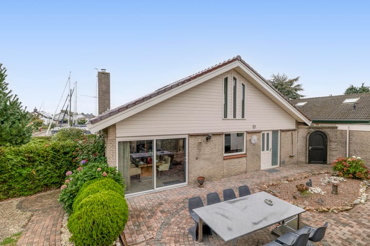 Photo 37 of Breezand 9