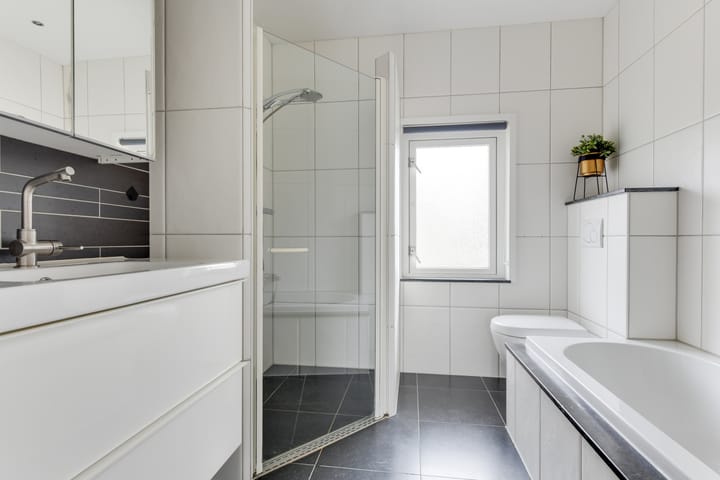 Photo 4 of Reigerstraat 18