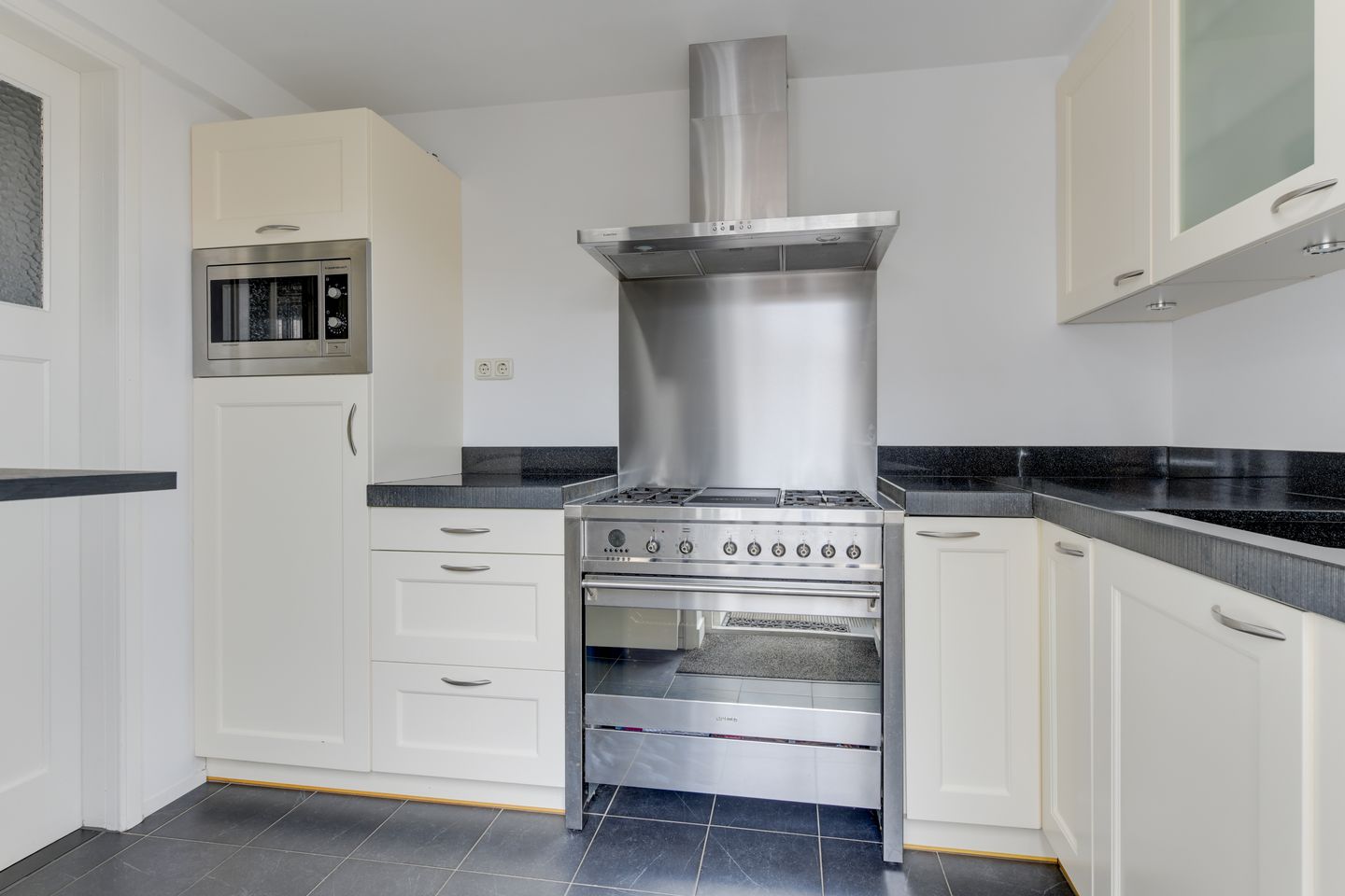 Photo 20 of Reigerstraat 18