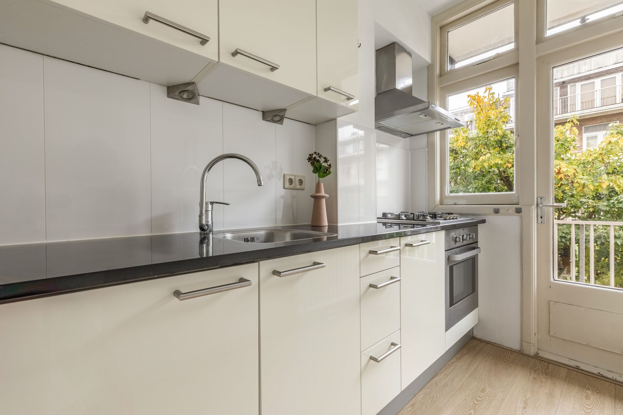 Foto 12 van Vechtstraat 141-1