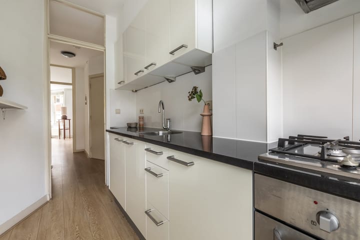 Foto 14 van Vechtstraat 141-1