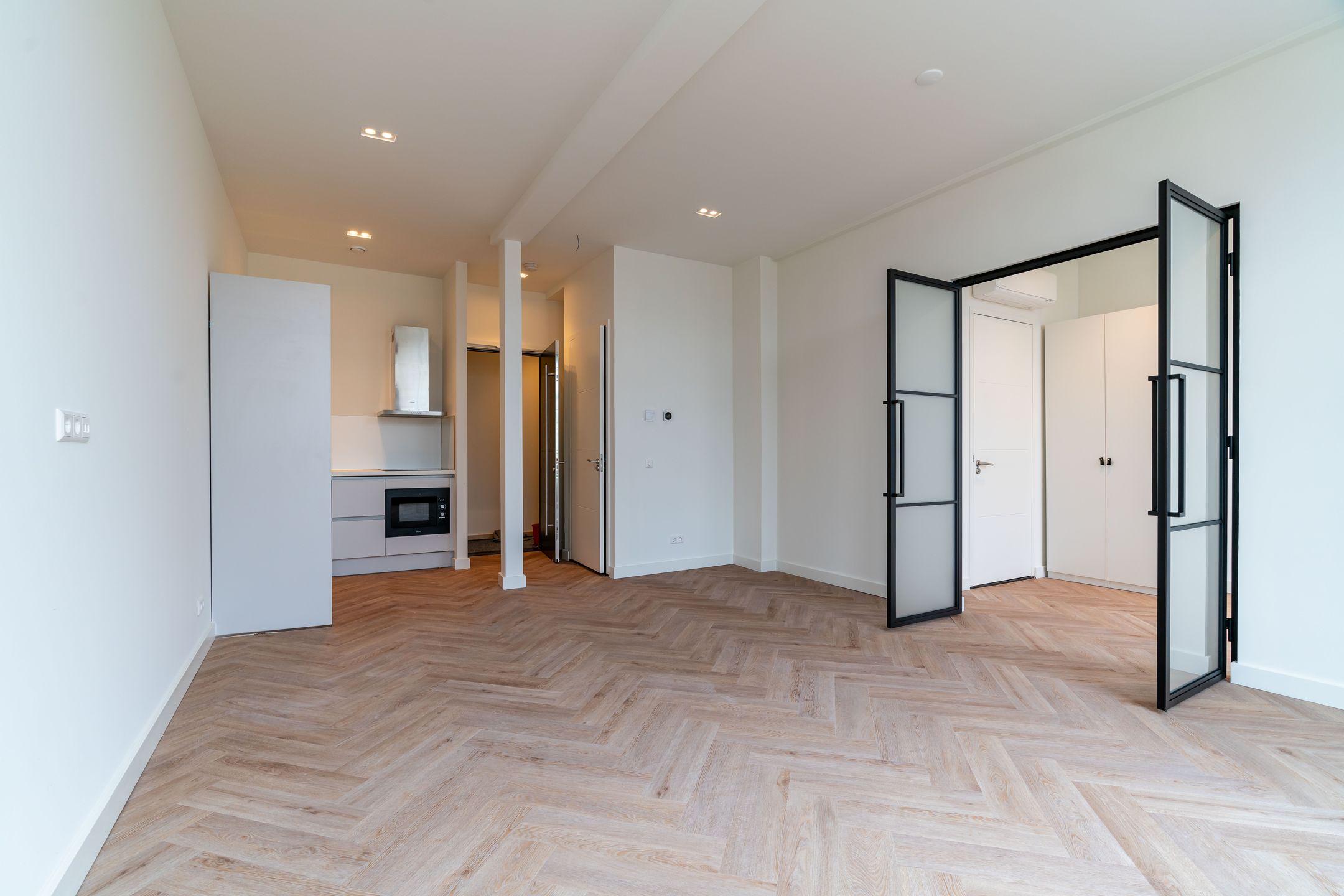 Foto 3 van Van de Spiegelstraat 19-N