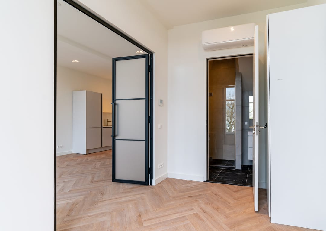 Foto 7 van Van de Spiegelstraat 19-N