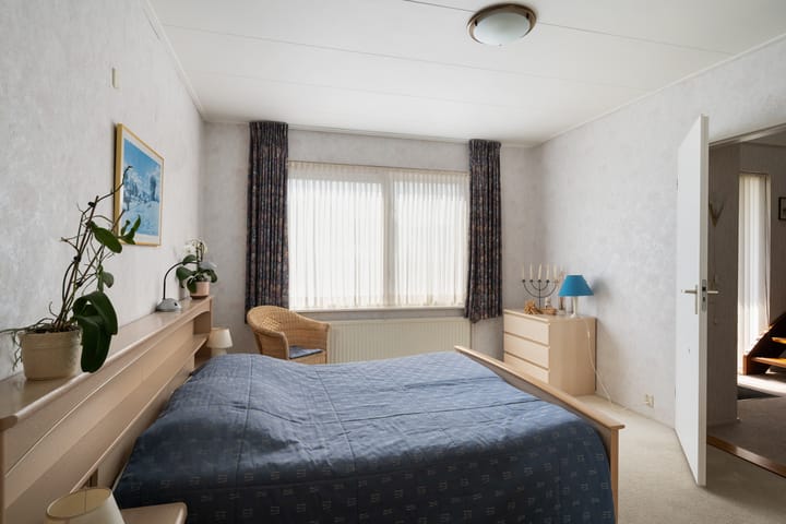 Photo 11 of Vaartweg 9