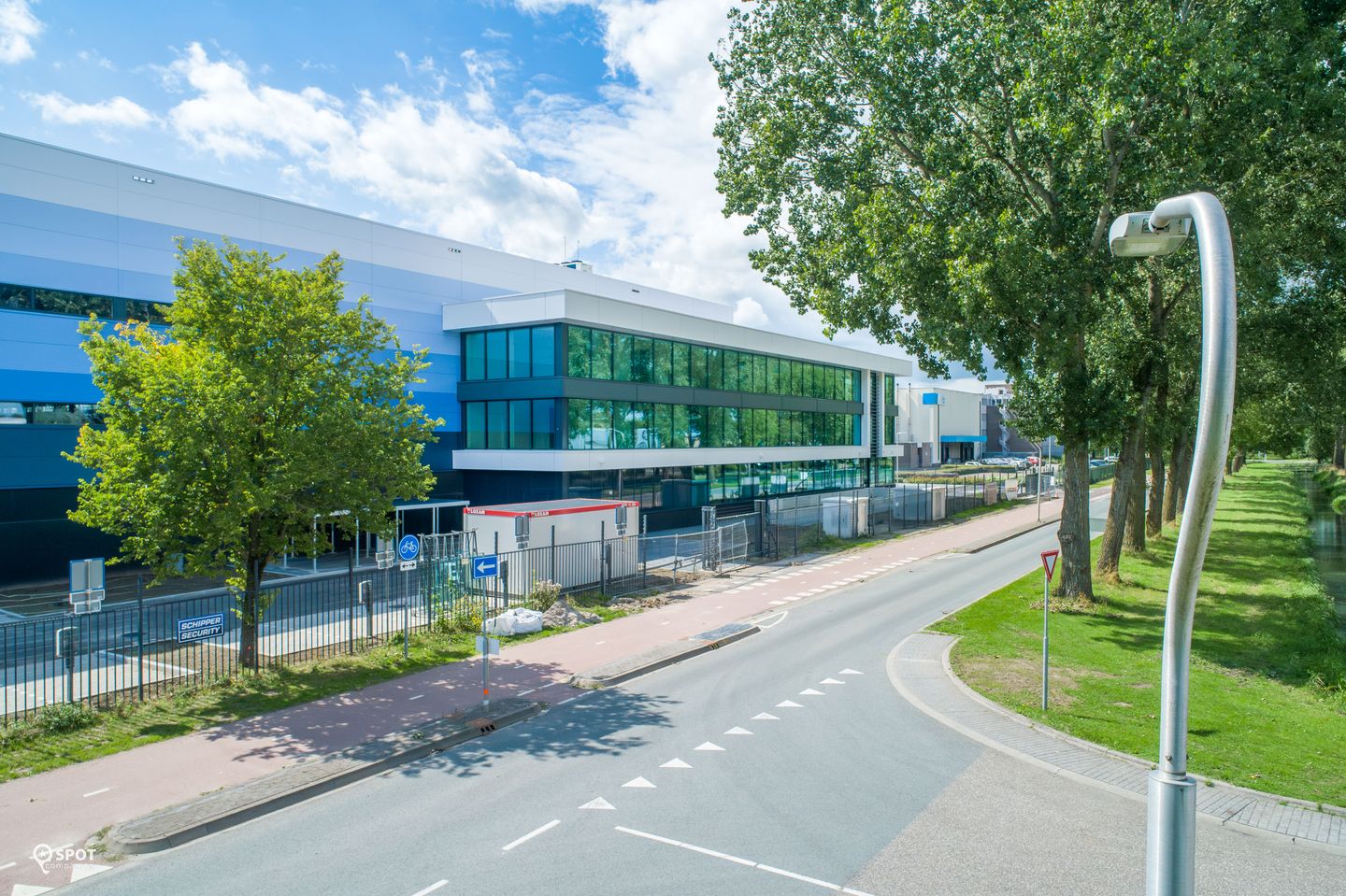 Bekijk foto 3 van Erasmusweg 3