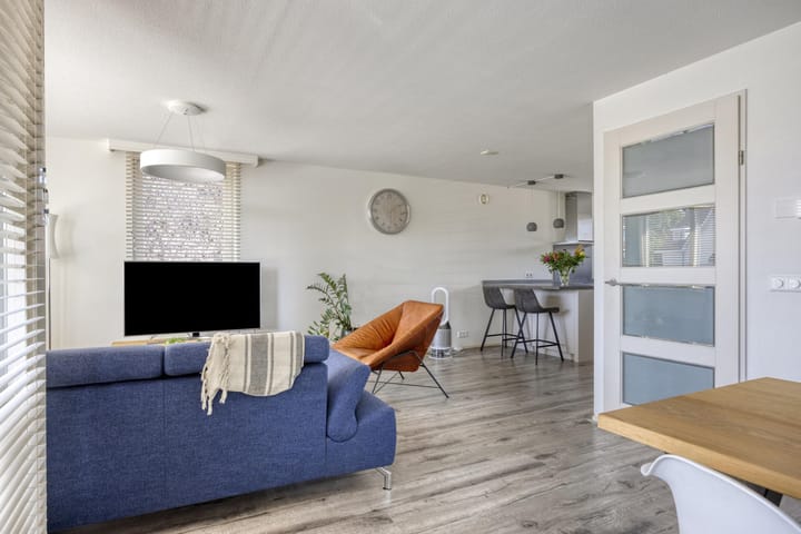 Foto 25 van Den Haas 54