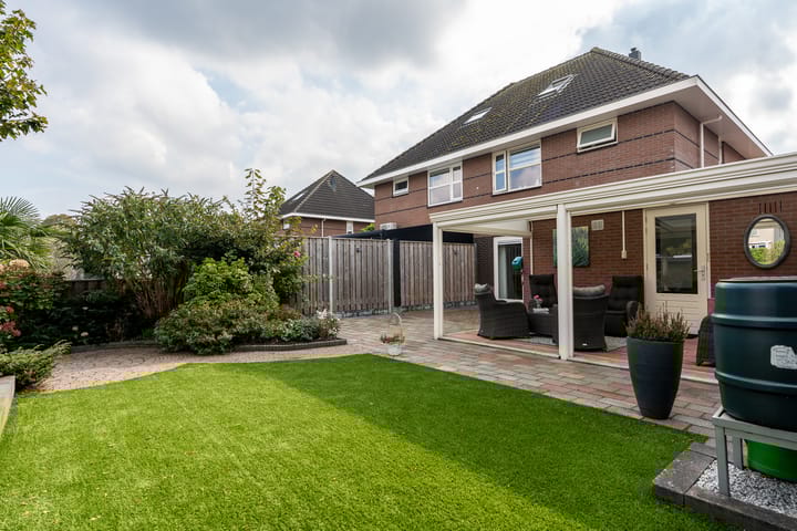 Foto 3 van Papegaaiduiker 6