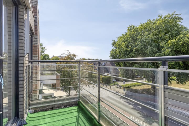 Foto 43 van Den Haas 54