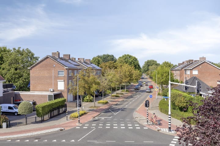 Foto 45 van Den Haas 54