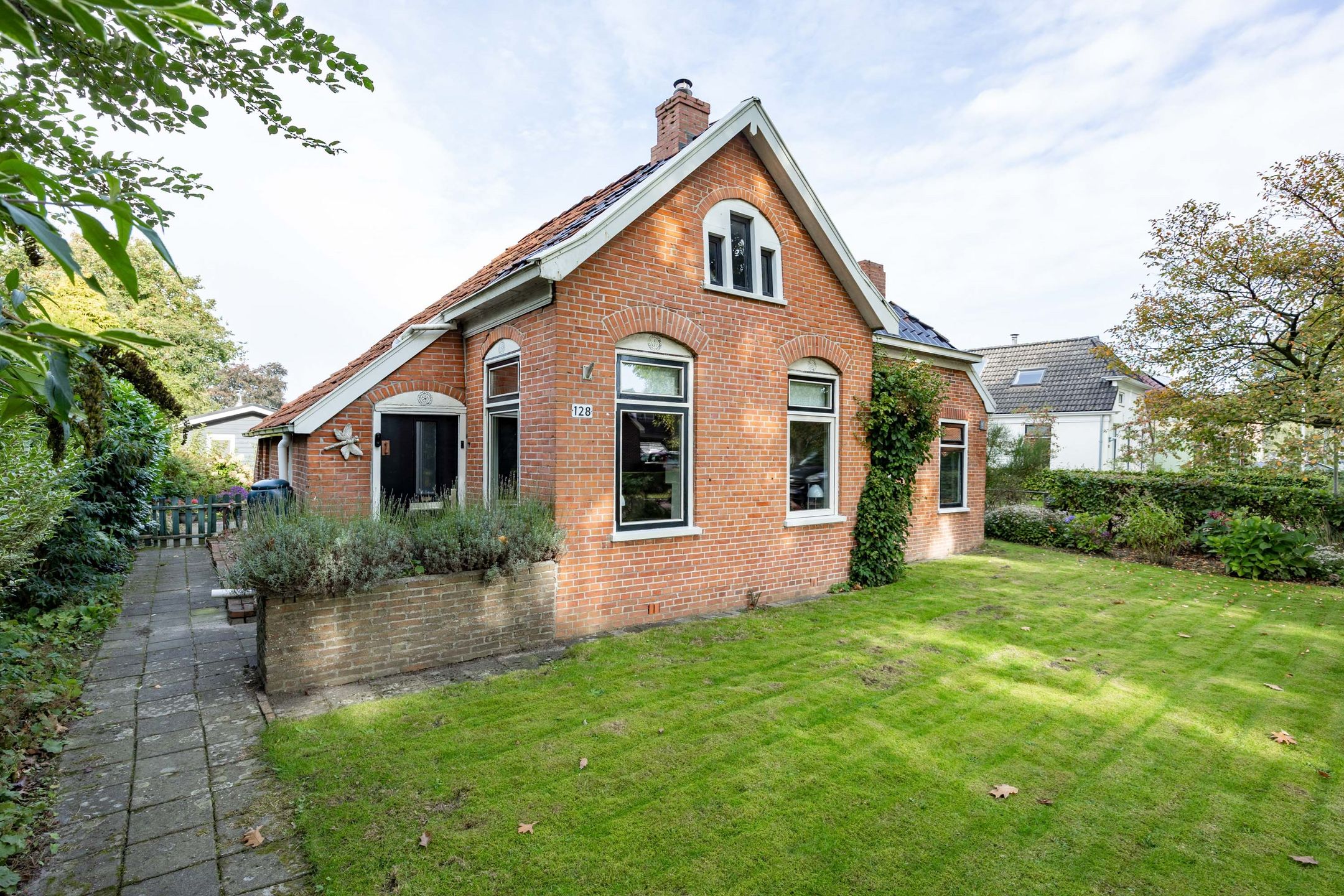 Foto 15 van Hoofdweg 128