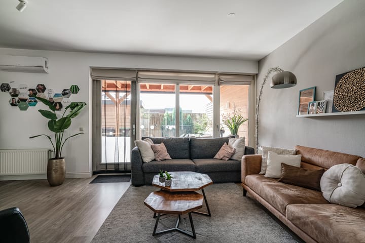 Foto 2 van Berghallee 52