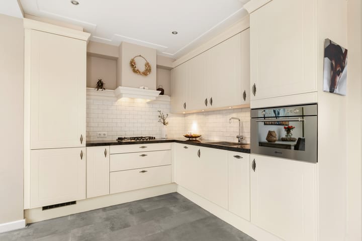 Photo 13 of Beatrixstraat 39