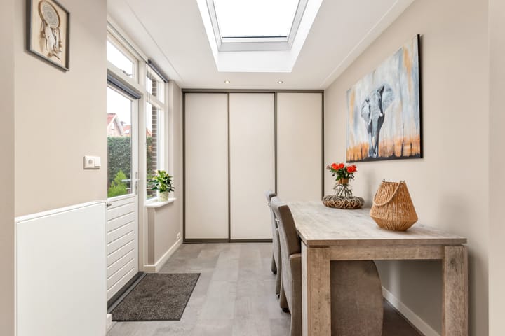 Photo 14 of Beatrixstraat 39