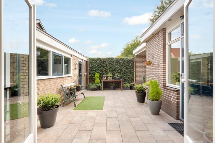 Photo 27 of Beatrixstraat 39