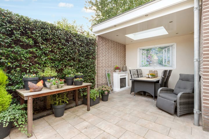 Photo 31 of Beatrixstraat 39