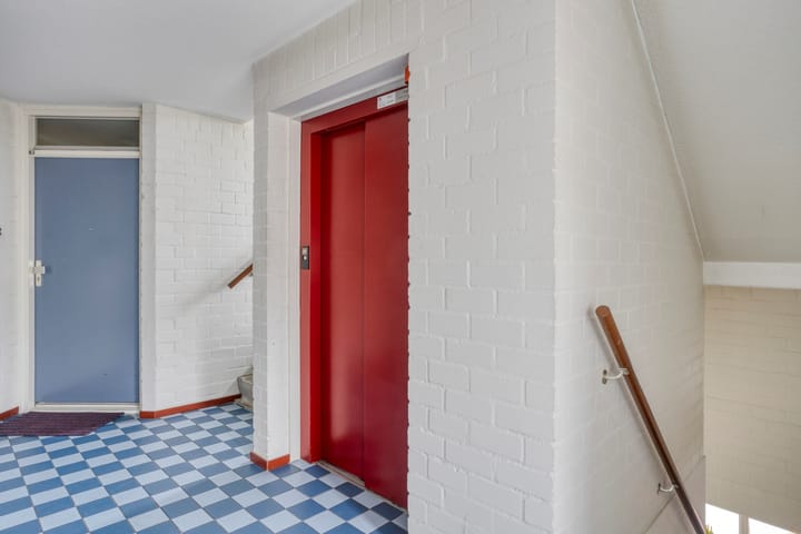 Foto 11 van Esserstraat 87