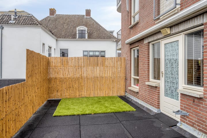 Foto 22 van Esserstraat 87