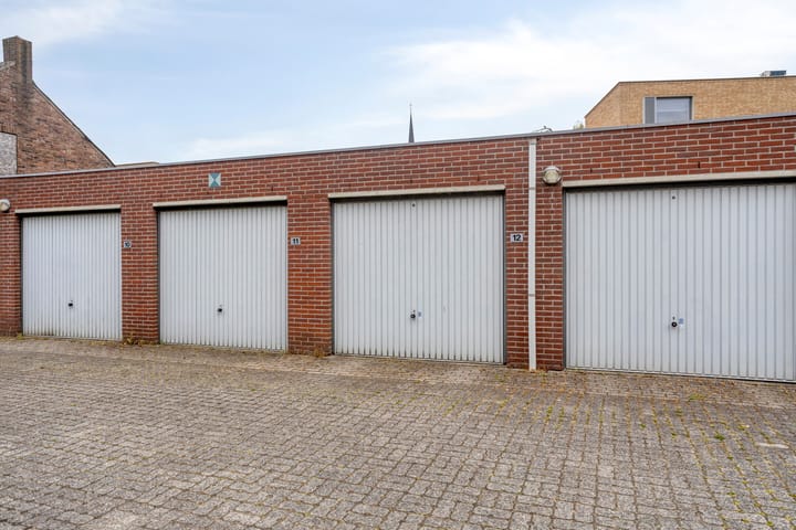 Foto 25 van Esserstraat 87