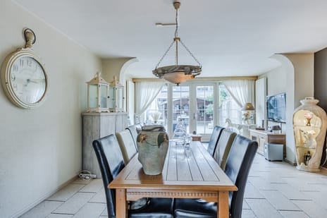 Bertelsberg 33 tertiary image