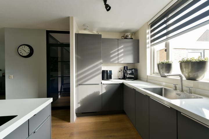 Photo 14 of Joke Smitlaan 51