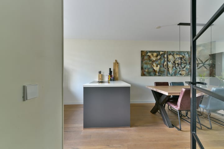 Photo 20 of Joke Smitlaan 51