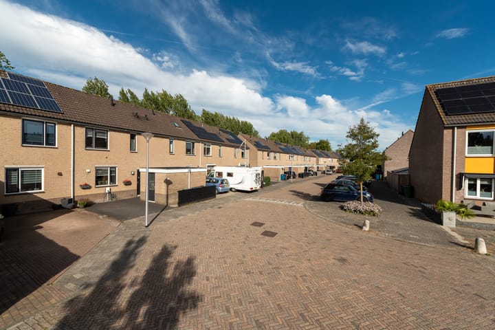 Photo 39 of Joke Smitlaan 51